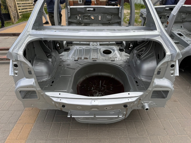 Задняя часть кузова