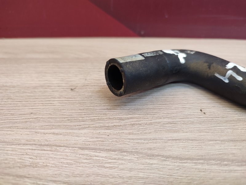 Трубка вентиляции картера