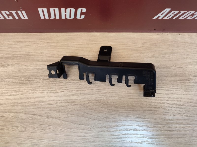 Кронштейн проводки