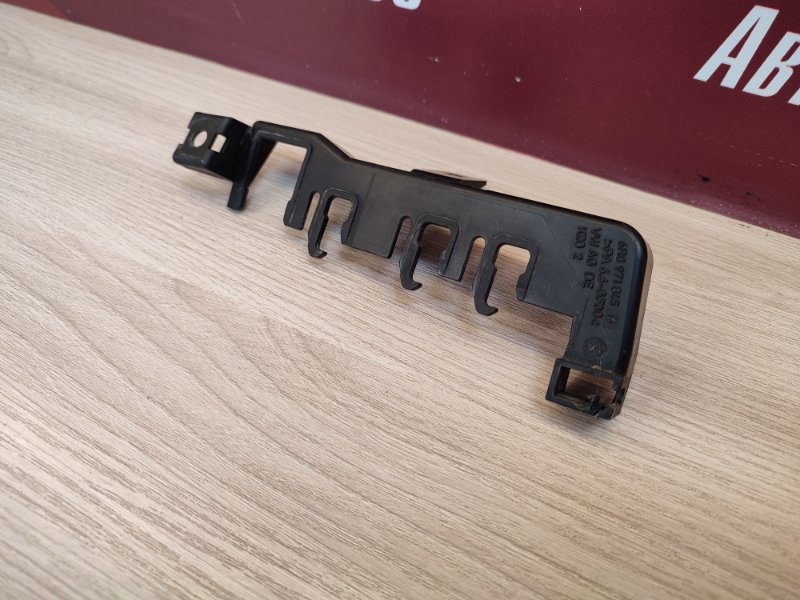 Кронштейн проводки