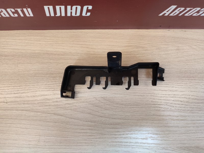 Кронштейн проводки