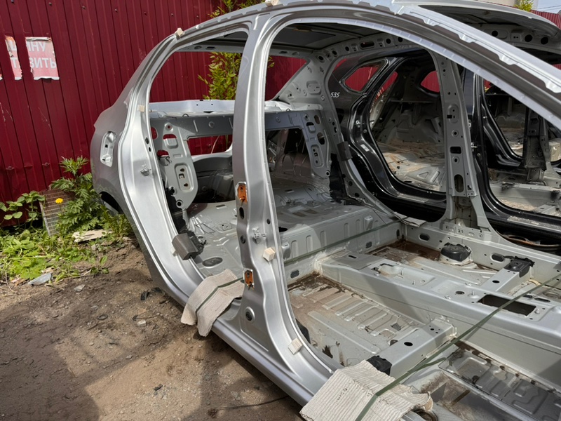 средняя стойка