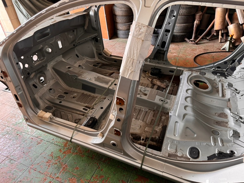 средняя стойка