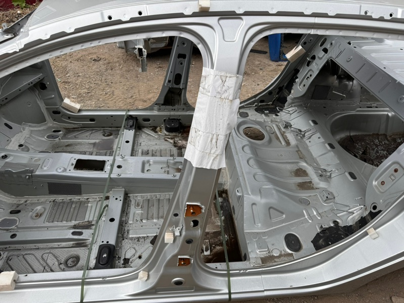 средняя стойка