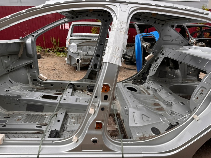 средняя стойка