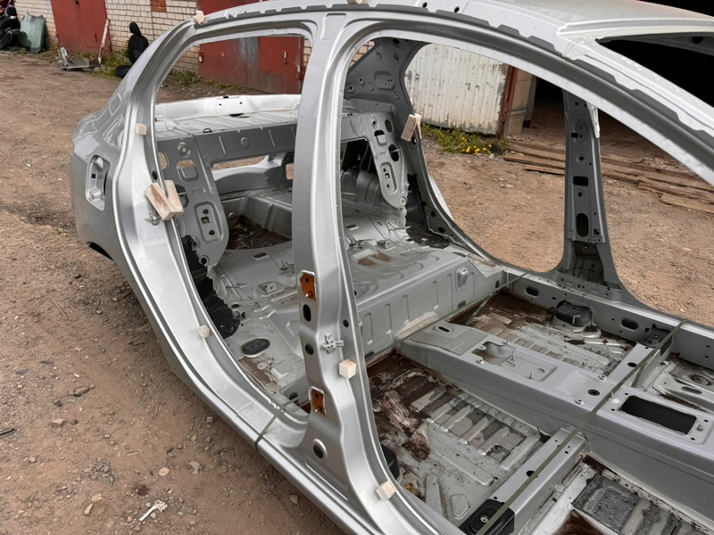 средняя стойка