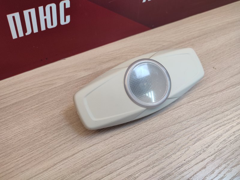 плафон освещения салона