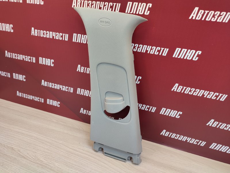 Обшивка средней стойки