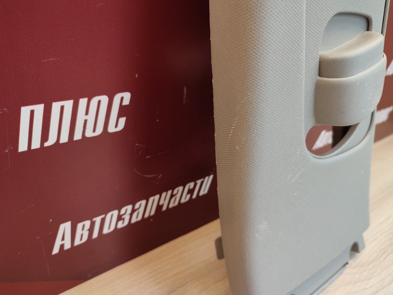 Обшивка средней стойки