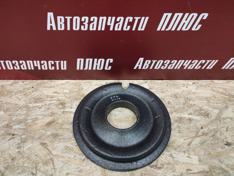 Колпак запасного колеса