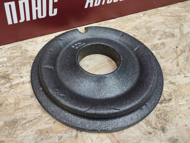 Колпак запасного колеса