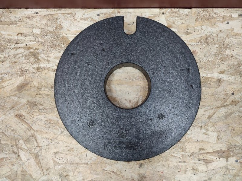 Колпак запасного колеса