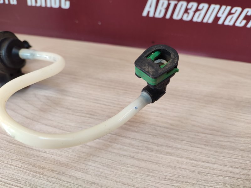 Клапан вентиляции топливного бака