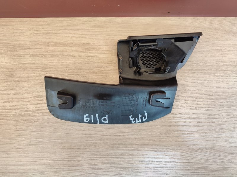 Накладка динамика     двери