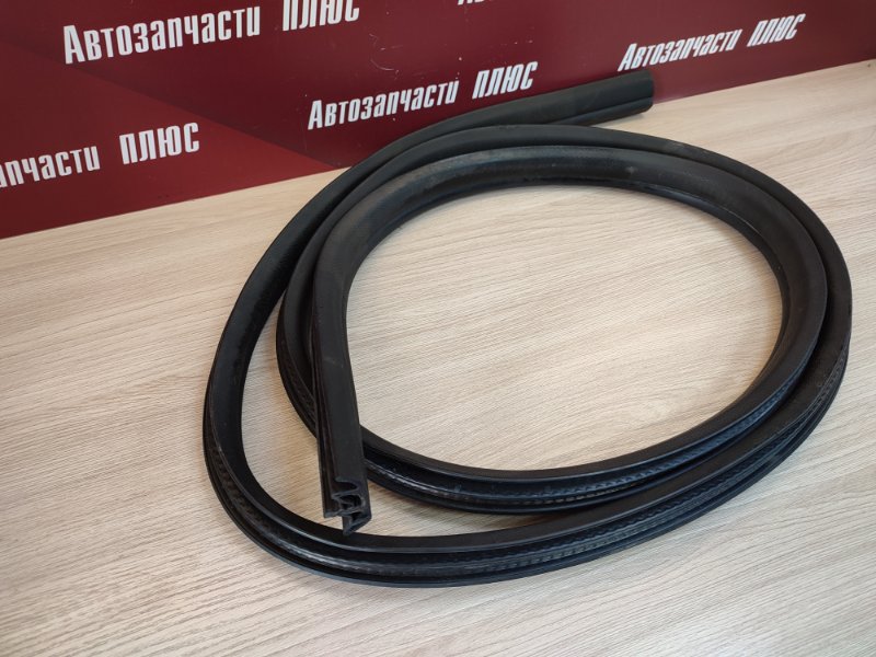 Уплотнитель двери