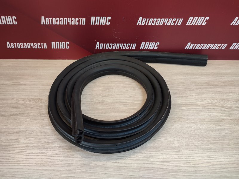 Уплотнитель      двери