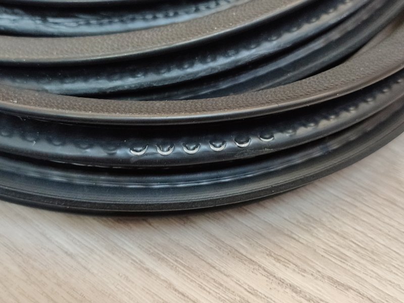 Уплотнитель      двери