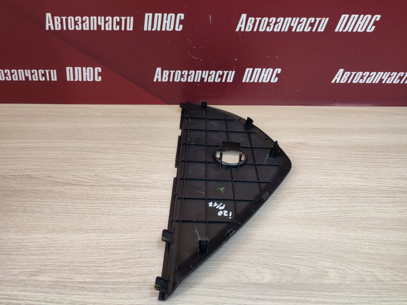 Накладка торпедо