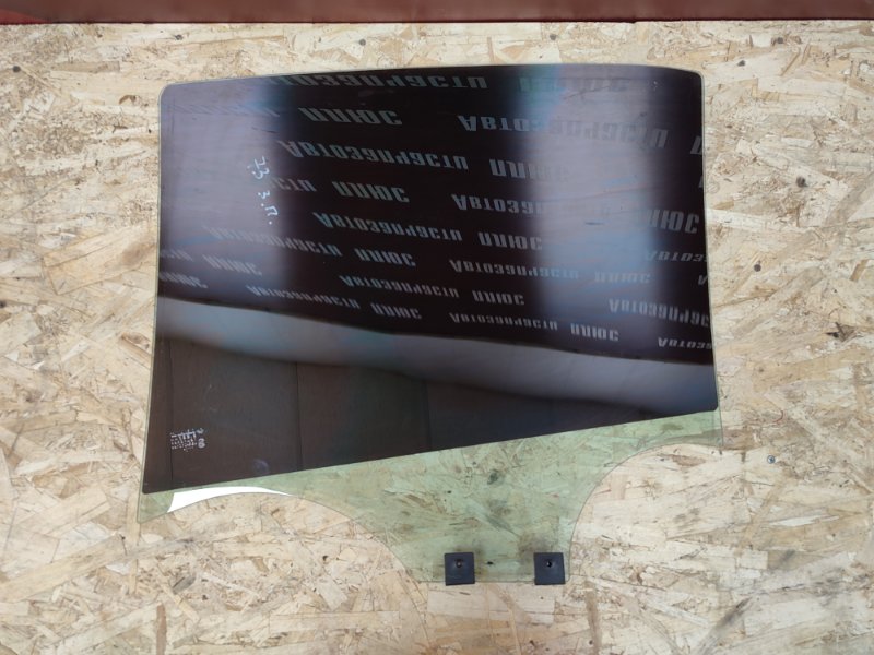 Стекло двери