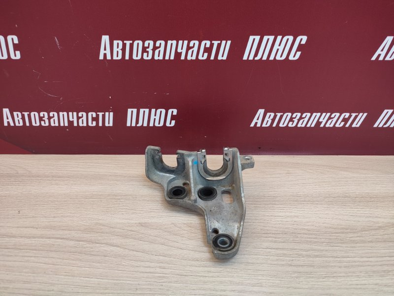 Кронштейн троса КПП