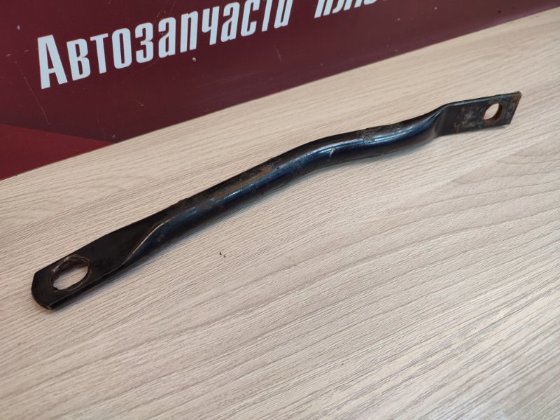 Кронштейн подрамника