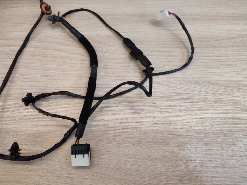 Проводка двери