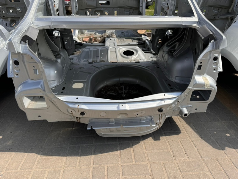 Задняя панель