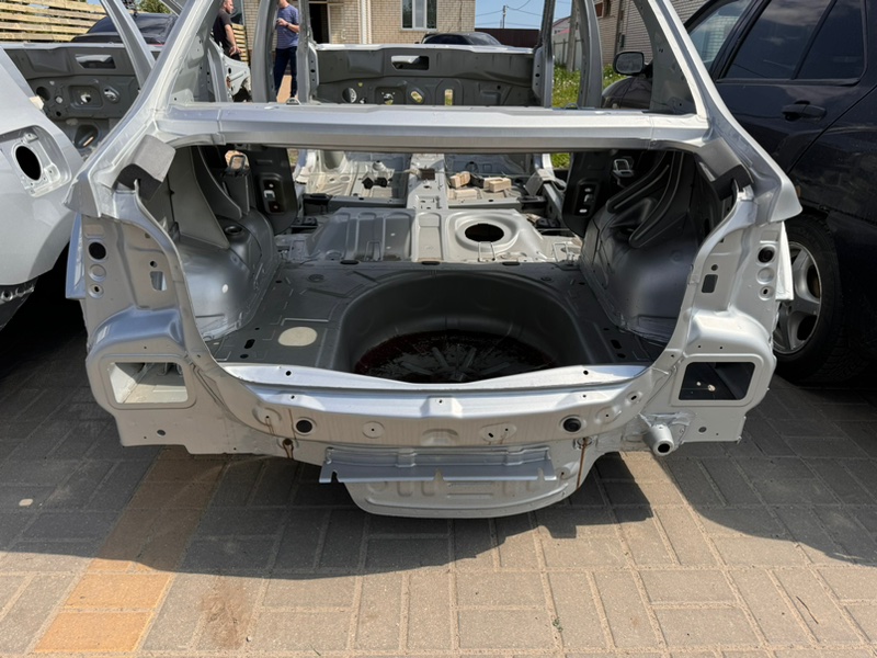 Задняя панель