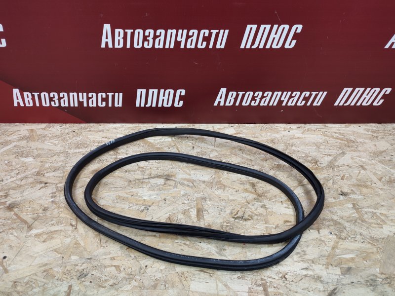 Уплотнитель двери