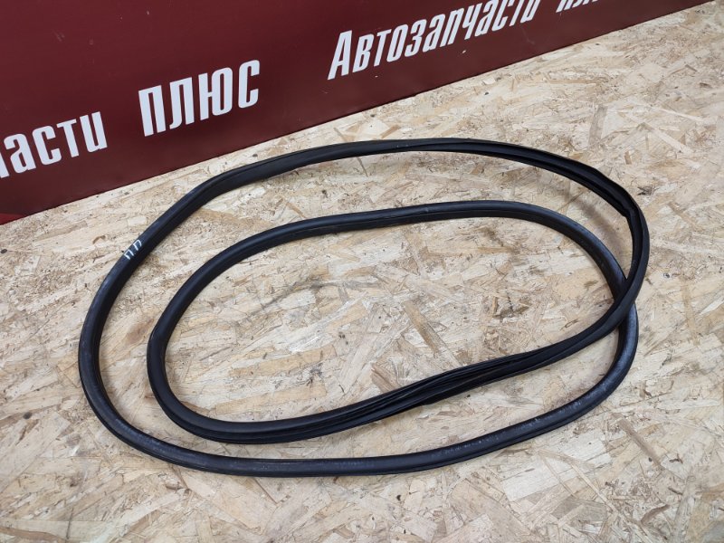 Уплотнитель двери