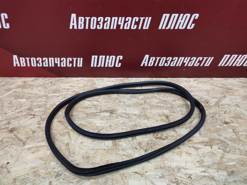 Уплотнитель двери