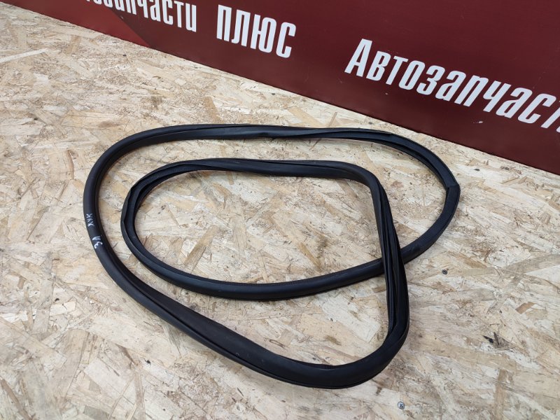 Уплотнитель двери