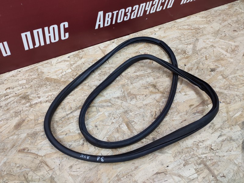 Уплотнитель двери