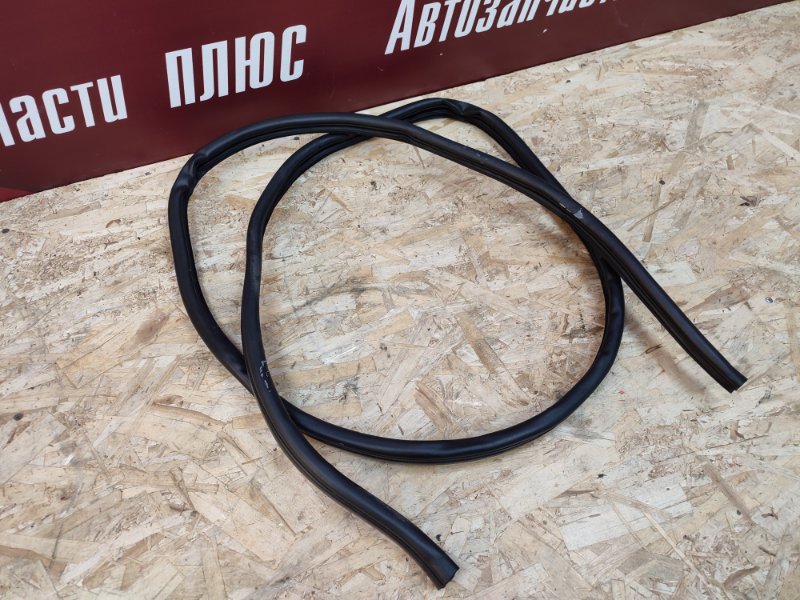 Уплотнитель двери