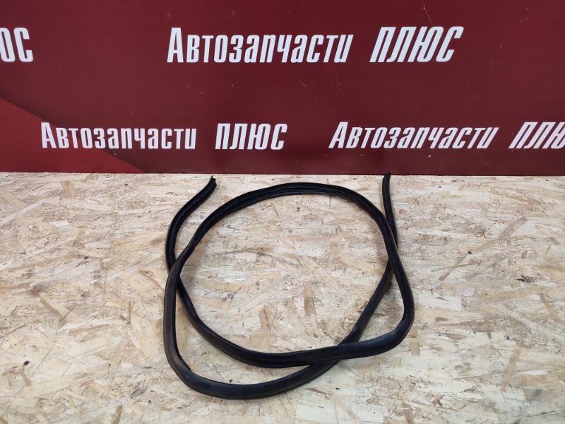 Уплотнитель двери