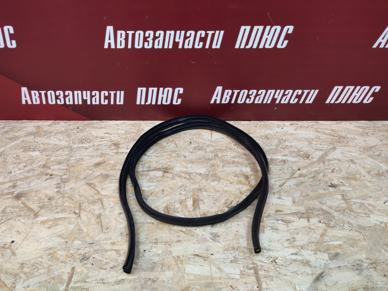 Уплотнитель двери