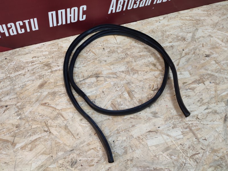 Уплотнитель двери