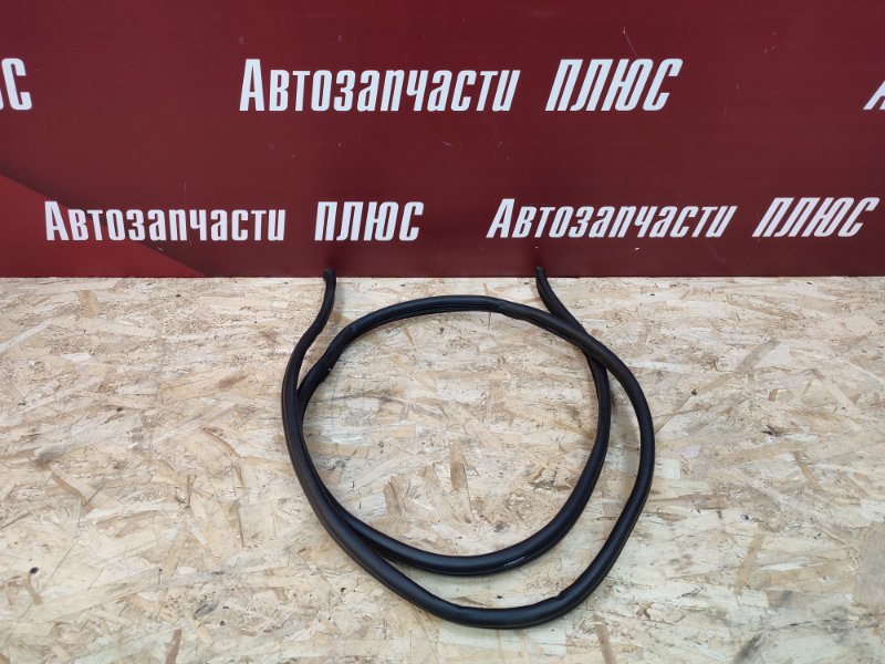 Уплотнитель двери