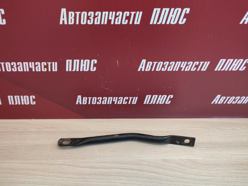 Кронштейн подрамника