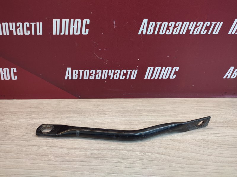 Кронштейн подрамника