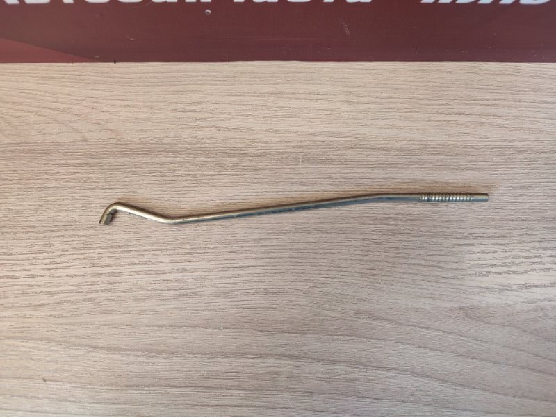 Тяга замка двери