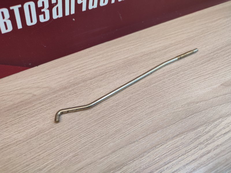 Тяга замка двери