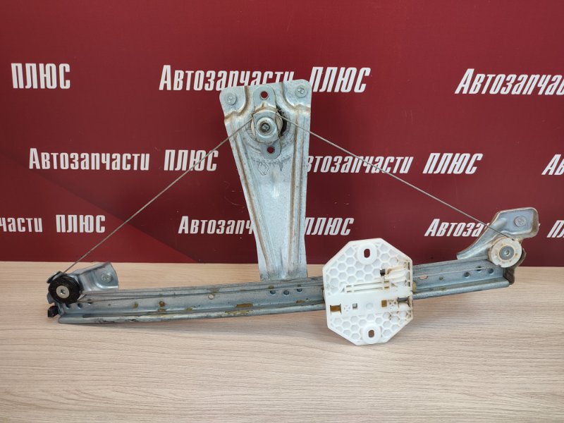 Стеклоподъемник    двери