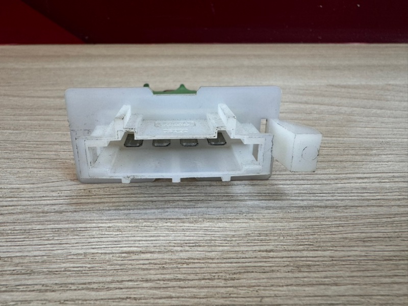 Резистор отопителя