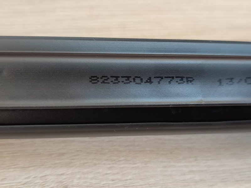 Уплотнитель стекла двери внутренний