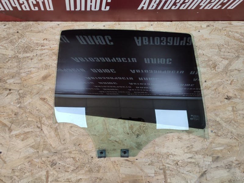 Стекло двери