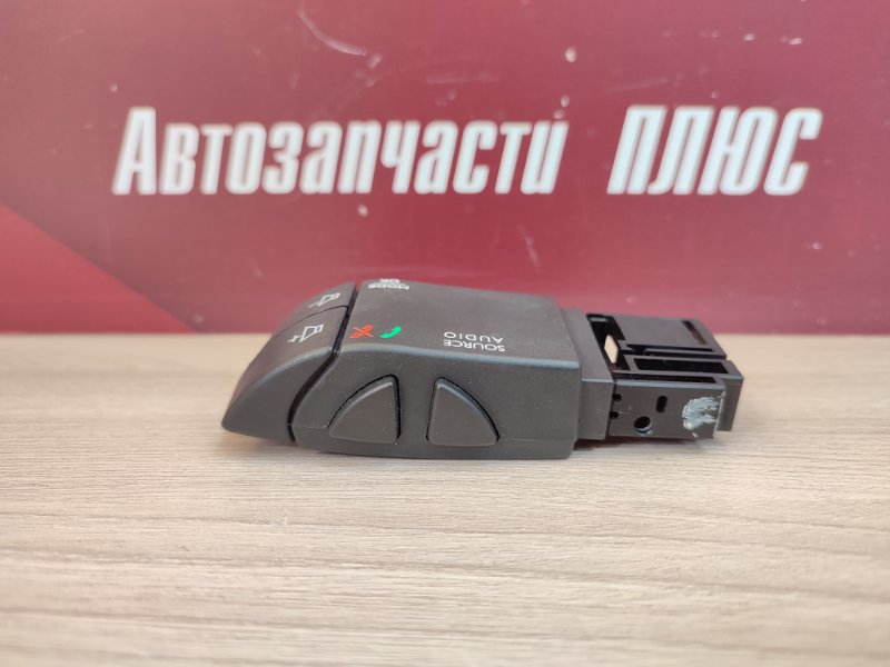 Джойстик управления магнитолой