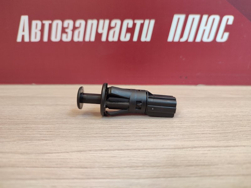 Концевик двери багажника