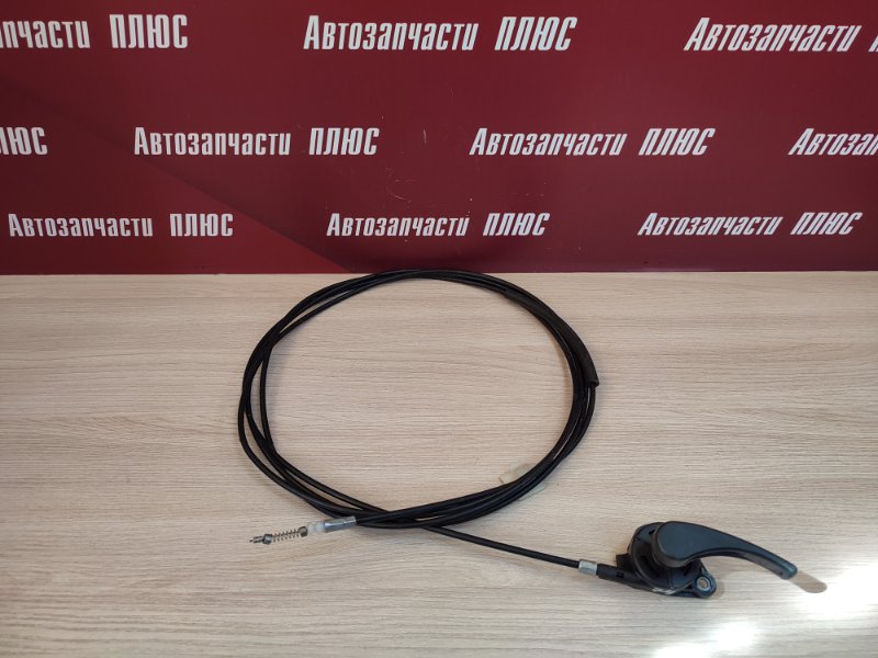 Трос лючка бензобака