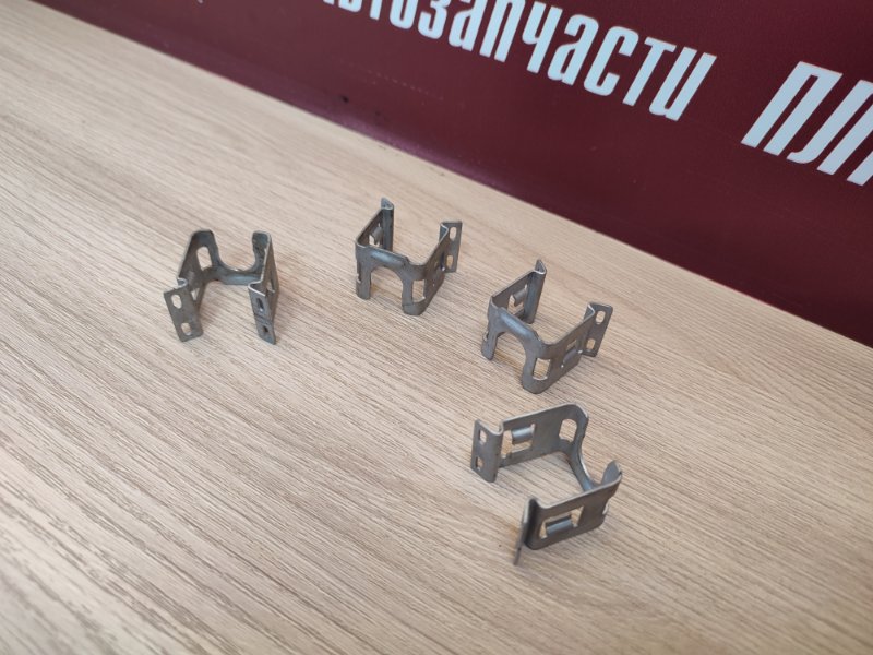 Кронштейн форсунки